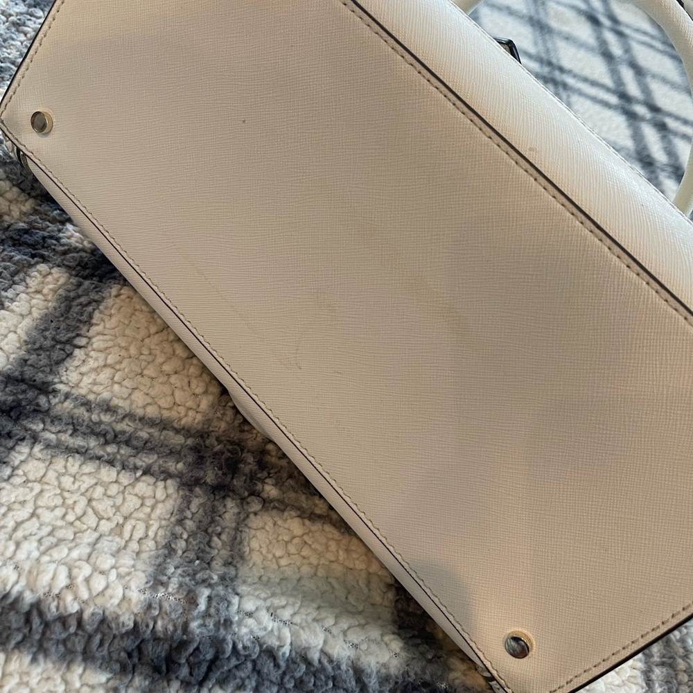 Kate Spade Purse - Picture 13 of 16